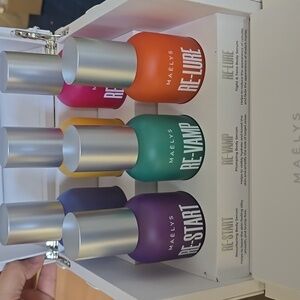 Maelys Body Serum Set - Chest Included If Interested. See Description And Pics.